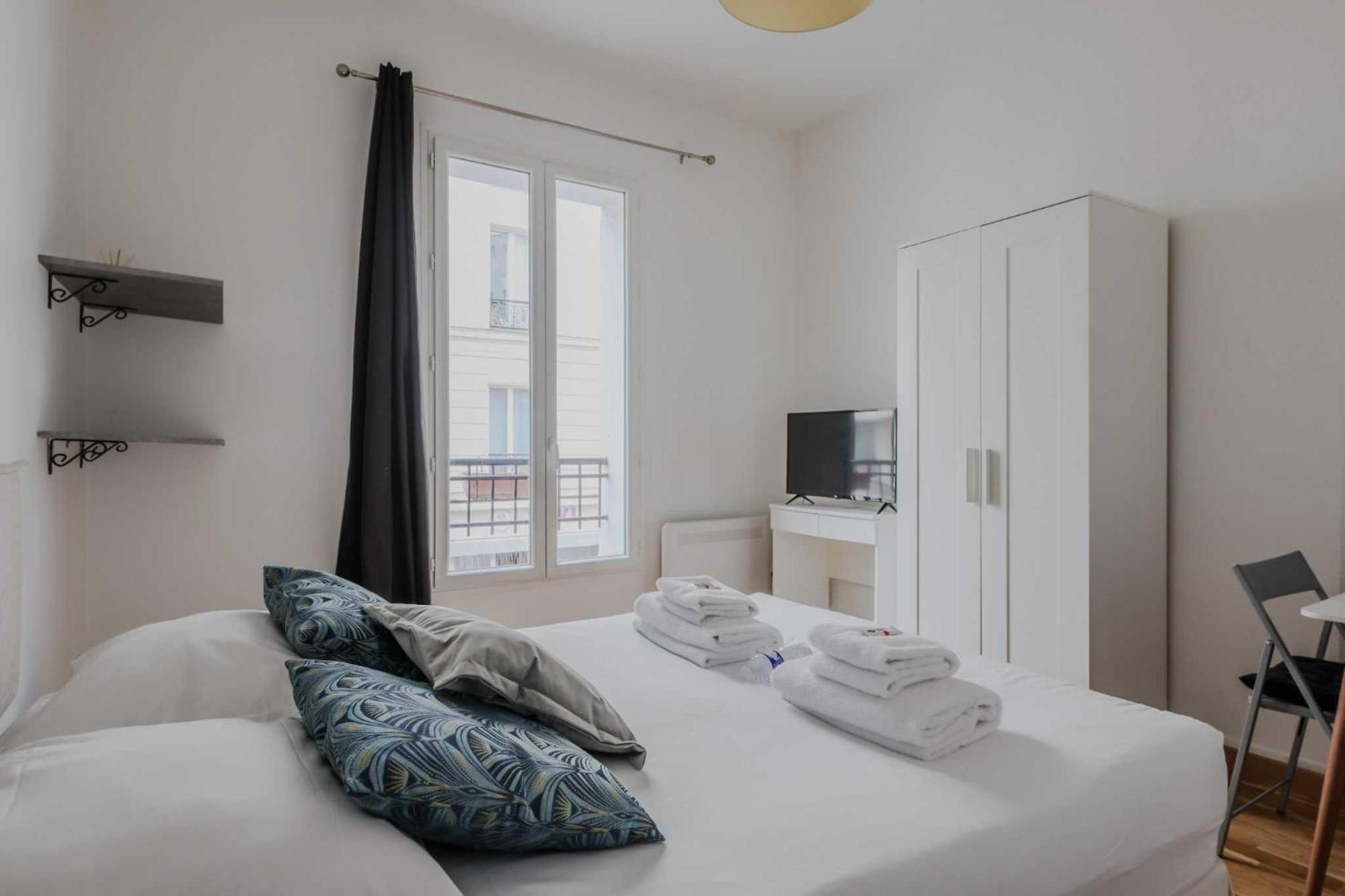 Joli Studio Pour 2 Personnes - Levallois-Perret Buitenkant foto